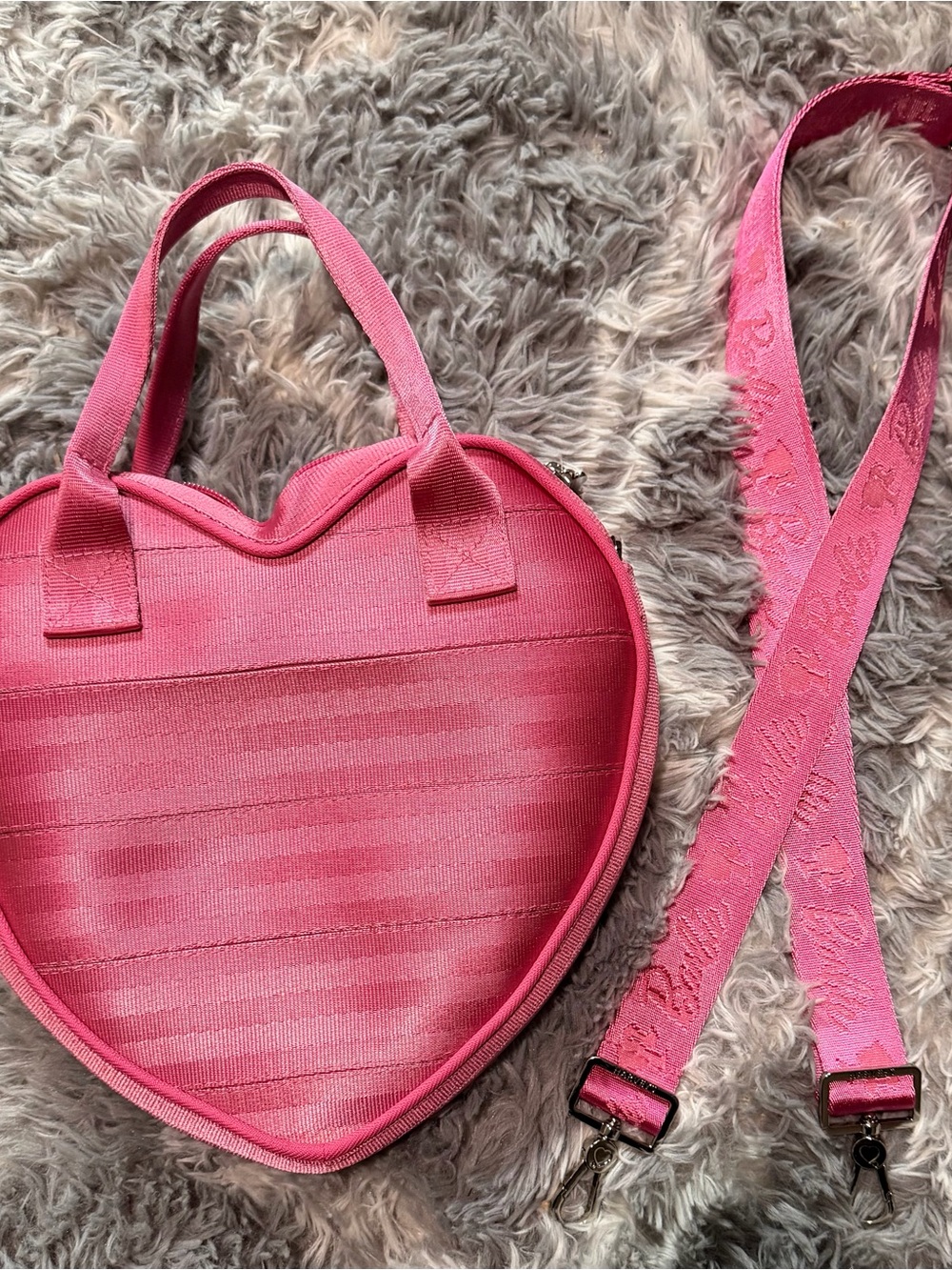 Harvey’s Barbie crossbody bag with charm - Picture 2 of 4